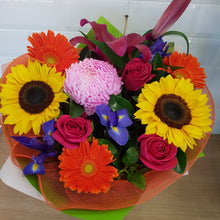 Load image into Gallery viewer, Bright and Vibrant bouquet - Gold Coast City Florist