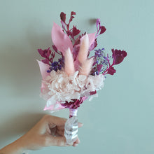 Load image into Gallery viewer, Quartz Floral Wand
