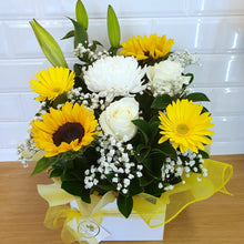 Load image into Gallery viewer, Yellow and white seasonal box arrangement - Gold Coast City Florist
